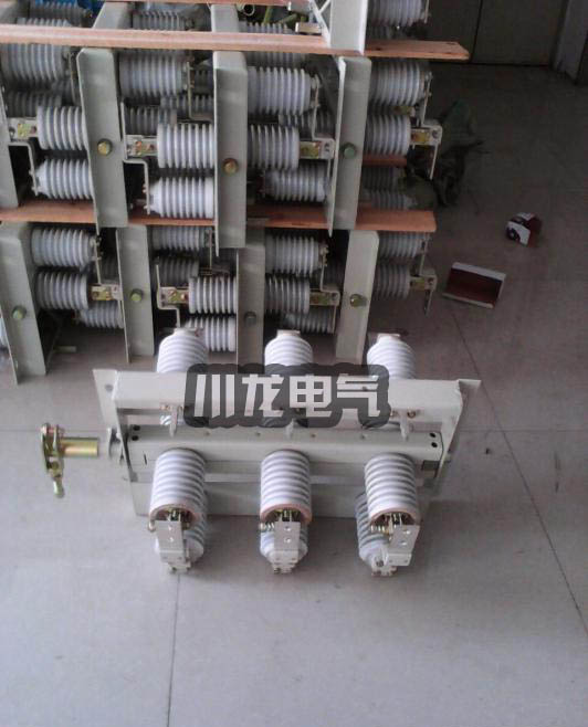 GN30-10户内隔离开关